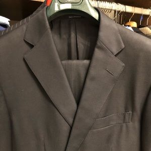 Men’s Ermenegildo Zegna suit